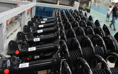 我帶兒子看造車！金剛工廠參觀之旅